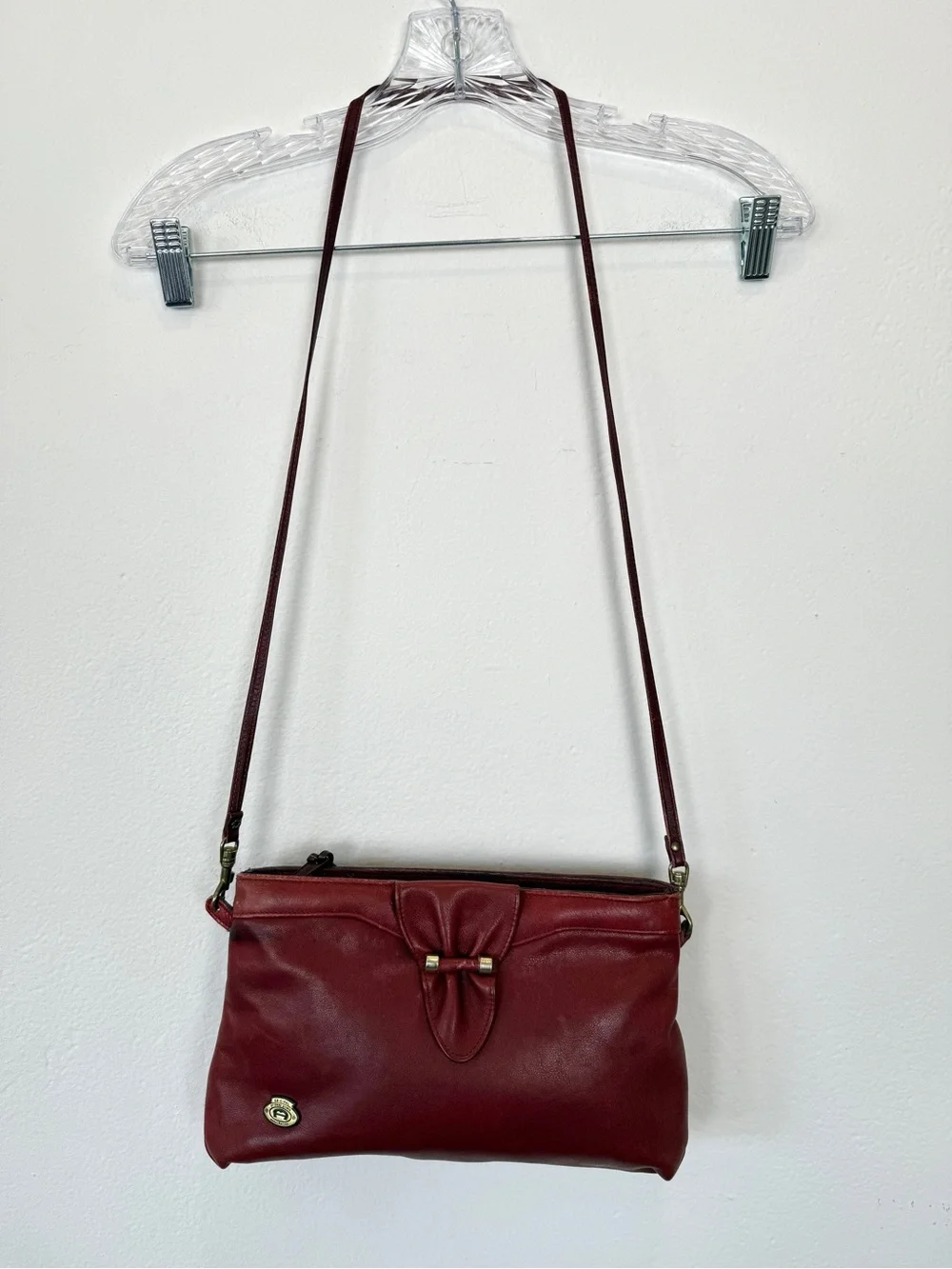 Vintage Etienne Aigner Burgundy Leather Crossbody Shoulder Bag Purse